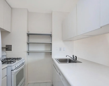 1 Irving Place - Photo Thumbnail 2