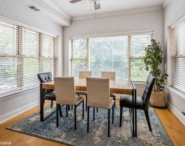 4453 N Magnolia Avenue - Photo Thumbnail 3