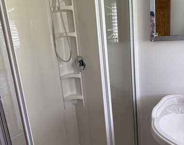 212 Valerie Court - Photo Thumbnail 18