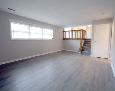 6024 Aspen Lane - Photo Thumbnail 24