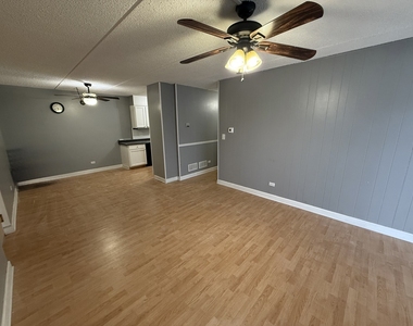 259 Stoneybrook Lane - Photo Thumbnail 5