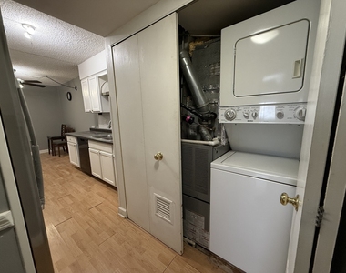259 Stoneybrook Lane - Photo Thumbnail 15