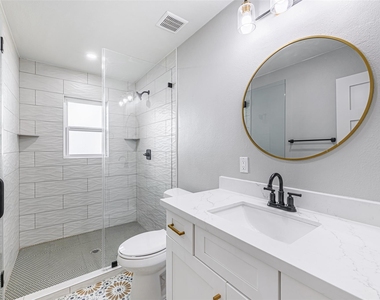 8518 Cedel Dr - Photo Thumbnail 22