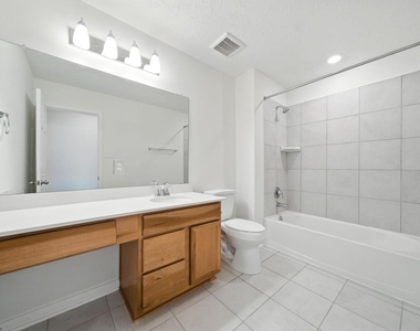 539 Broken Boulder Street - Photo Thumbnail 3