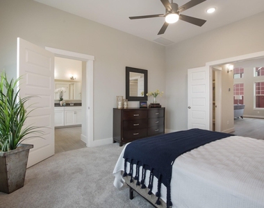 12558 Malachite Way - Photo Thumbnail 17