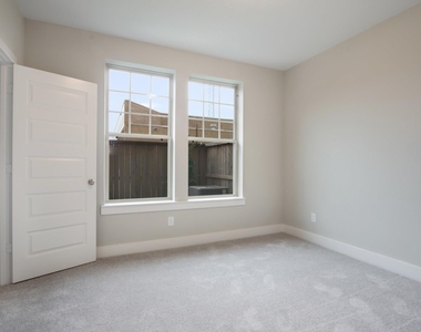 12558 Malachite Way - Photo Thumbnail 2