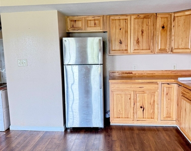 6326 County Road 659 Lower Unit - Photo Thumbnail 2