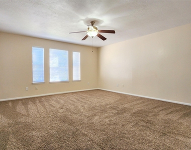 18123 Noble Forest Drive - Photo Thumbnail 15