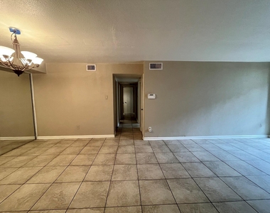 4635 Wild Indigo Street - Photo Thumbnail 15
