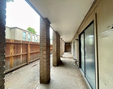 4635 Wild Indigo Street - Photo Thumbnail 16