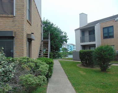 3220 69th Street - Photo Thumbnail 33