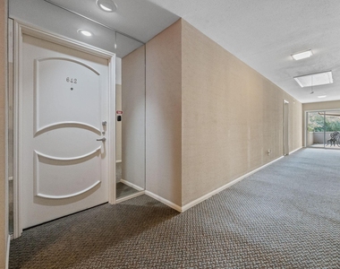 642 S Ripple Creek Drive - Photo Thumbnail 2