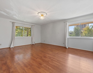 642 S Ripple Creek Drive - Photo Thumbnail 8