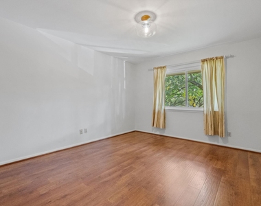 642 S Ripple Creek Drive - Photo Thumbnail 13