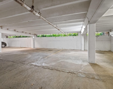 642 S Ripple Creek Drive - Photo Thumbnail 18