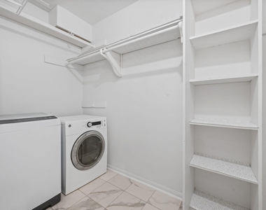 642 S Ripple Creek Drive - Photo Thumbnail 11