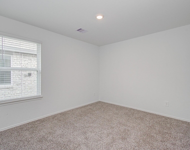 6111 Grove Of Pines St - Photo Thumbnail 25