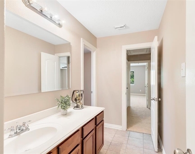 13019 Chandler Chase Court - Photo Thumbnail 29