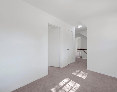 9718 Truscon Drive - Photo Thumbnail 12