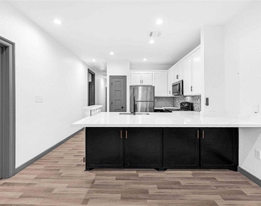 3625 Lydia Street - Photo Thumbnail 4
