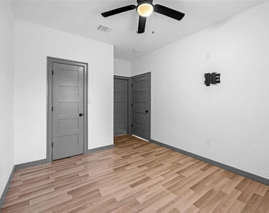 3625 Lydia Street - Photo Thumbnail 15