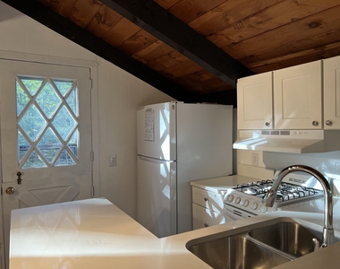 314 Old Bartlett - Photo Thumbnail 10