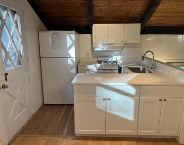 314 Old Bartlett - Photo Thumbnail 8