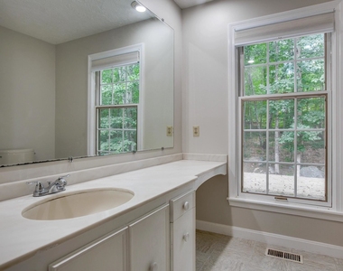 27 Buttonwood - Photo Thumbnail 24
