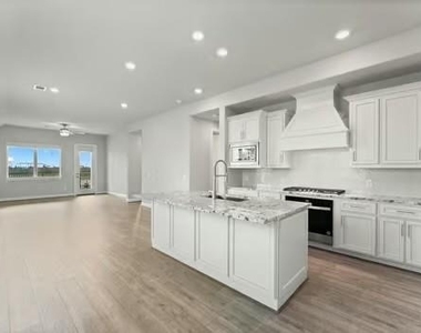 724 Lake Lacosta Drive - Photo Thumbnail 6