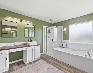 6215 Lake Chase Court - Photo Thumbnail 22
