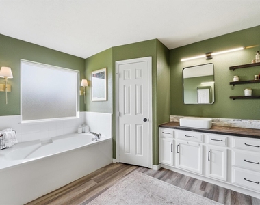6215 Lake Chase Court - Photo Thumbnail 23