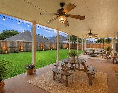 6215 Lake Chase Court - Photo Thumbnail 27