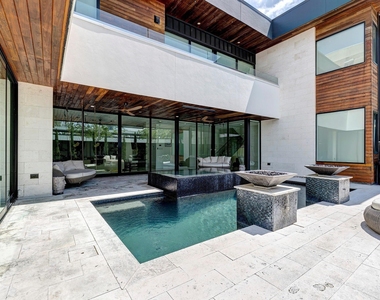 4028 Chatham Lane - Photo Thumbnail 10