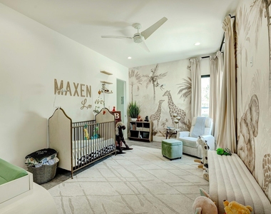 4028 Chatham Lane - Photo Thumbnail 9