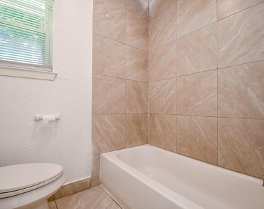7203 Santa Rita Drive - Photo Thumbnail 19