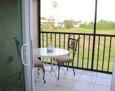 16361 Dublin Circle - Photo Thumbnail 20
