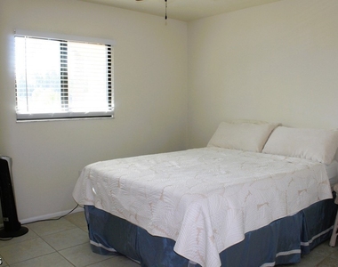 16361 Dublin Circle - Photo Thumbnail 12