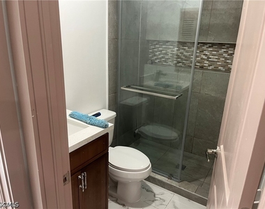 1312 Se 24th Avenue - Photo Thumbnail 9