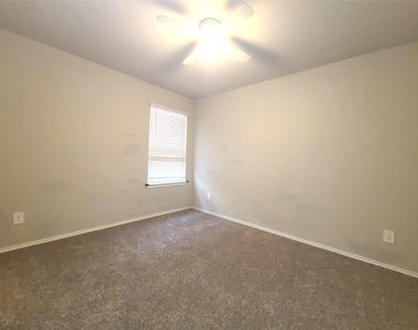 40563 Birch Shadow Court - Photo Thumbnail 8