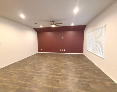 40563 Birch Shadow Court - Photo Thumbnail 2