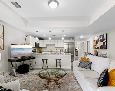 1137 Edgerton Avenue - Photo Thumbnail 4