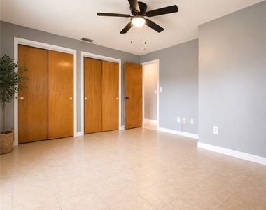 11430 Alligator Street - Photo Thumbnail 5