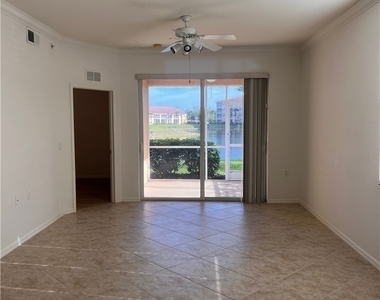 8470 Kingbird Loop - Photo Thumbnail 4