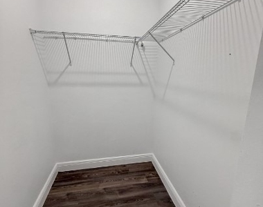 448 Grant Boulevard - Photo Thumbnail 4