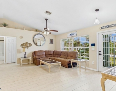 204 Se 18th Street - Photo Thumbnail 21