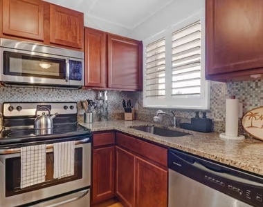 170 Turtle Lake Court - Photo Thumbnail 11