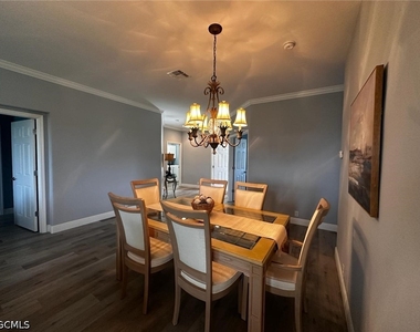 9240 Bayberry Bend - Photo Thumbnail 12