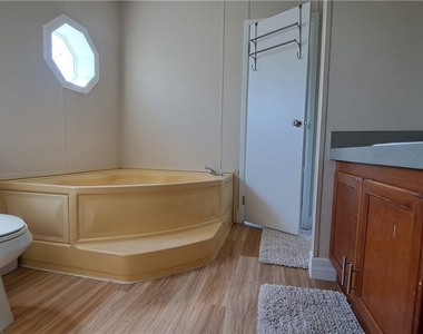 4807 Flamingo Drive - Photo Thumbnail 8