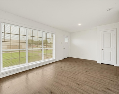 7537 Westover Street - Photo Thumbnail 4