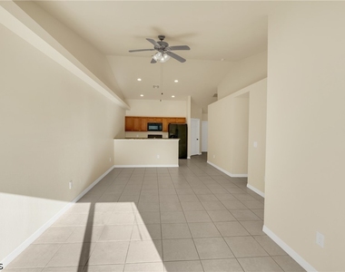 4623 Sw 7th Place - Photo Thumbnail 6